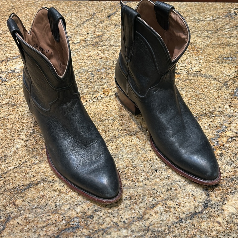 Tecovas “The Penny”